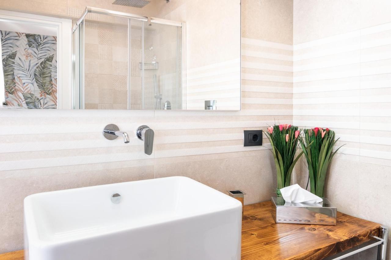 아볼라 Attico Micale 500 Meters From The Beach 아파트 외부 사진